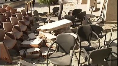 Una explosión causa importantes daños en el Ayuntamiento lucense de Baralla