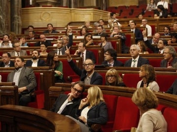 Votación en el Parlament catalán