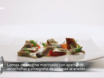 Sardinas marinadas con aceitunas y alcachofas