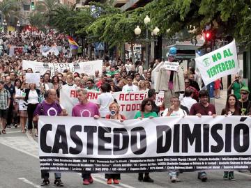 Alicante pide la dimisión de Castedo