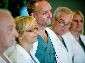 Equipo de cirujanos Equipo de cirujanos