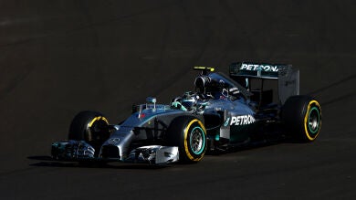 Hamilton marca el mejor tiempo de los Libres 3 de Sochi con Alonso octavo