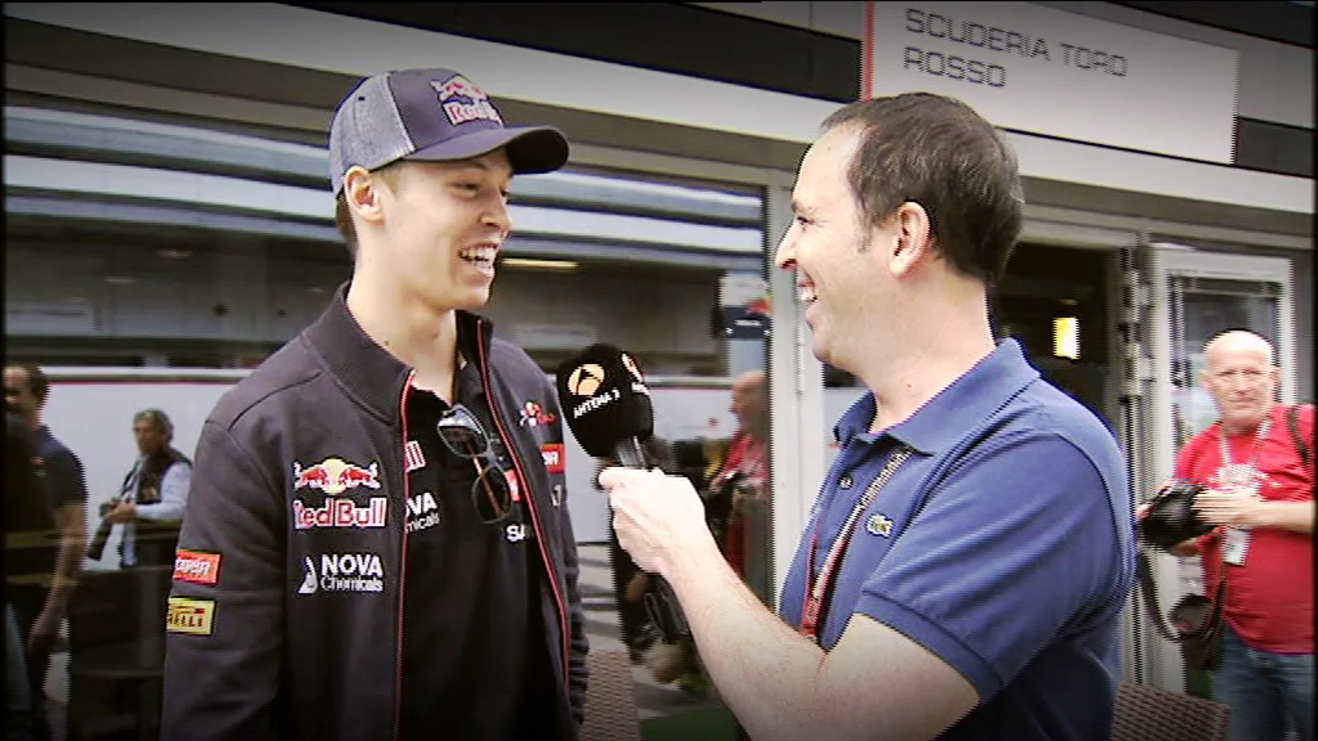 Kvyat: "Es difícil asimilar que pilotaré para Red Bull"