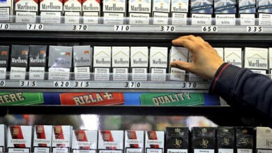 El Gobierno gravará las bebidas azucaradas y subirá los impuestos del alcohol y el tabaco