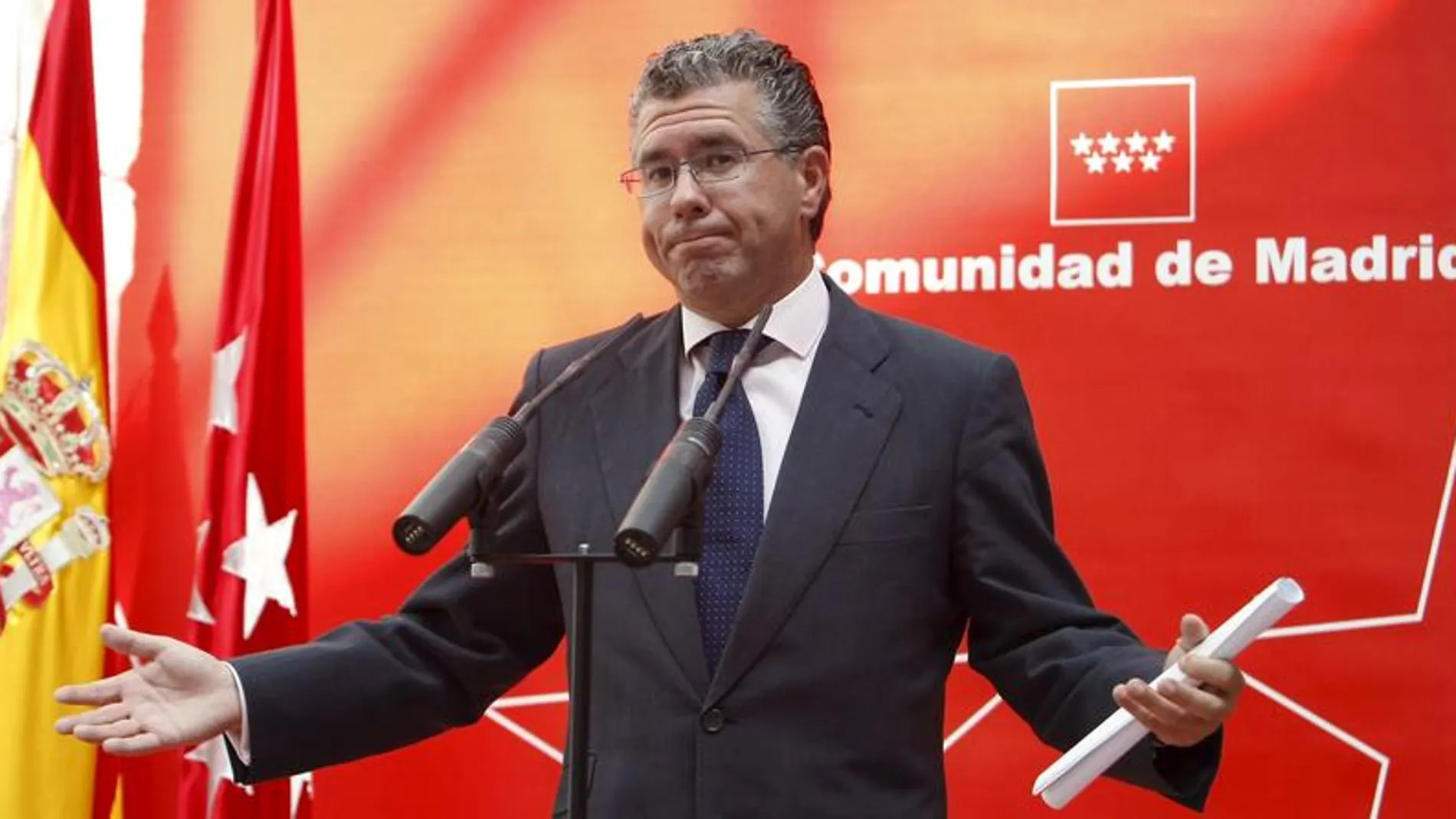 La Guardia Civil detiene a Francisco Granados en una redada anticorrupción La Guardia Civil detiene a Francisco Granados en una redada anticorrupción