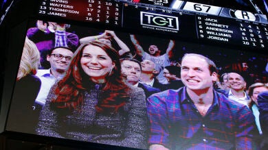 Kate Middleton y el príncipe Guillermo, felices en un partido de baloncesto junto a Beyoncé y Jay-Z