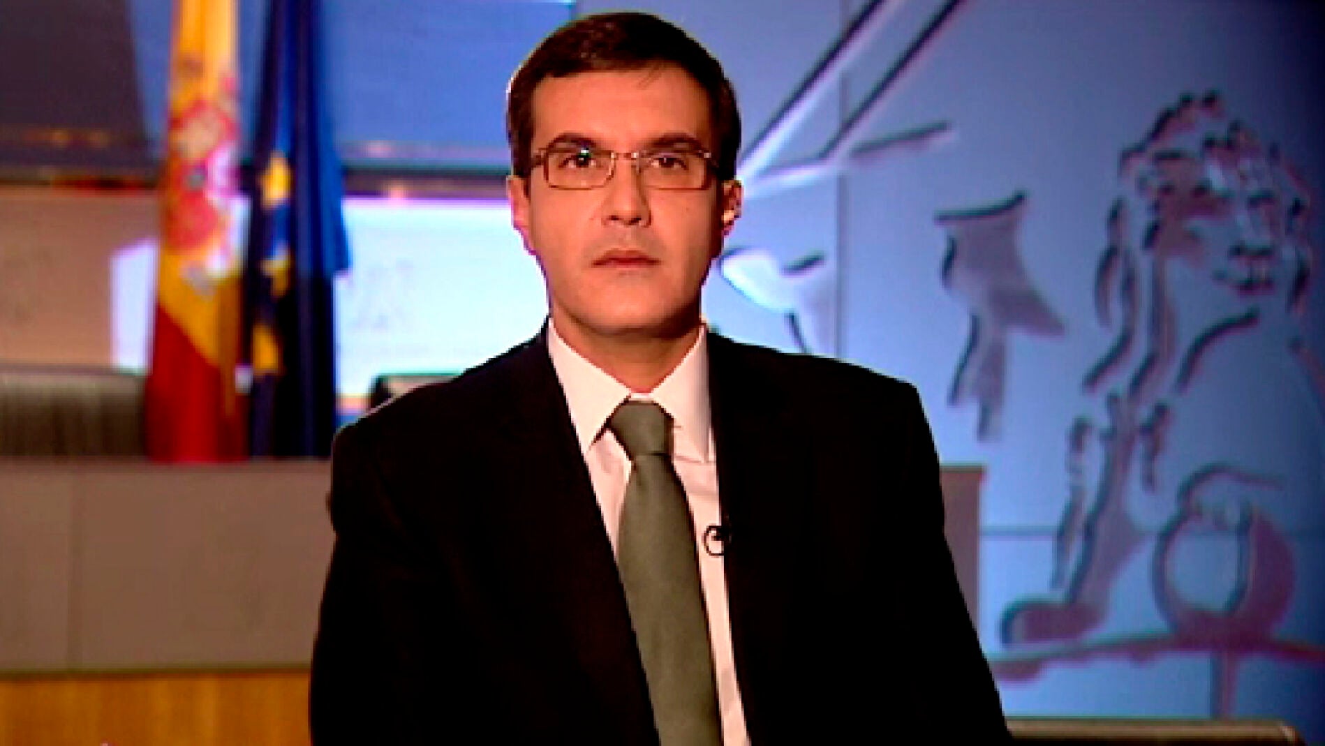 Jos&eacute; Luis Ayll&oacute;n, secretario de Estado de Relaciones en las Cortes