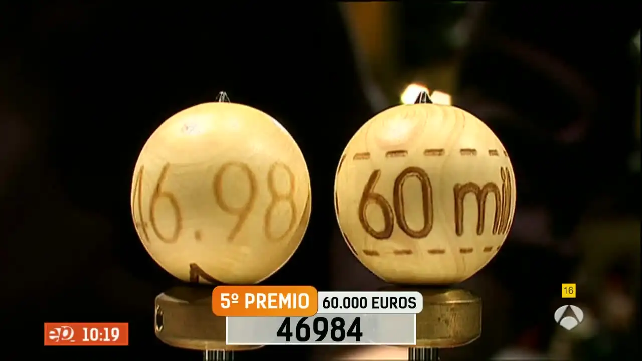 El 46.984, agraciado con el primer quinto premio, dotado con 60.000 euros a la serie