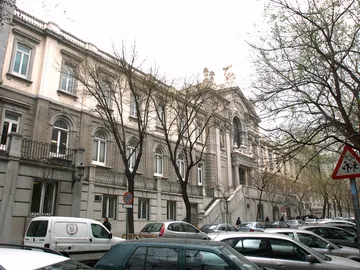 Fachada del Tribunal Supremo. Fachada del Tribunal Supremo.