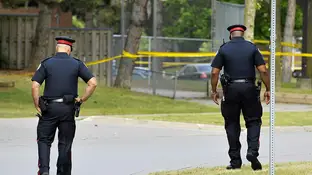 Dos agentes de policía en Canadá Dos agentes de policía en Canadá
