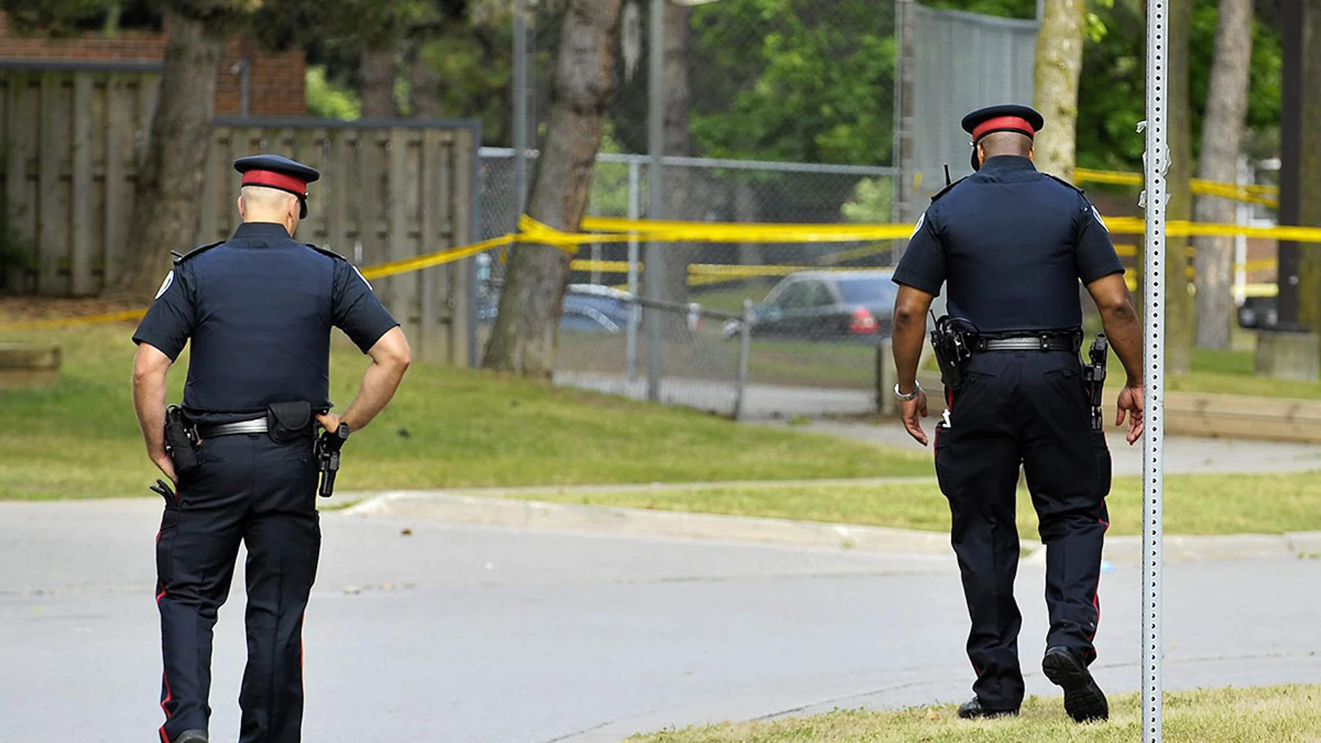 Dos agentes de policía en Canadá Dos agentes de policía en Canadá