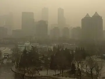 La ciudad de Pekin, afectada por la contaminación. La ciudad de Pekin, afectada por la contaminación.