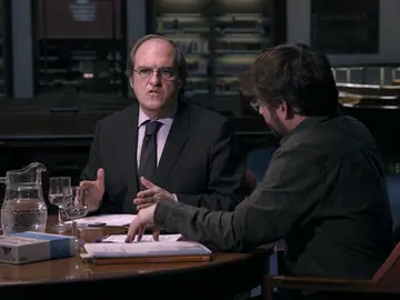 Ángel Gabilondo y Jordi Évole, en 'Salvados' Ángel Gabilondo y Jordi Évole, en 'Salvados'