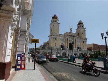 Fotografía tomada en julio de 2013 en al que se registró una vista general de la Catedral de Santiago de Cuba. 