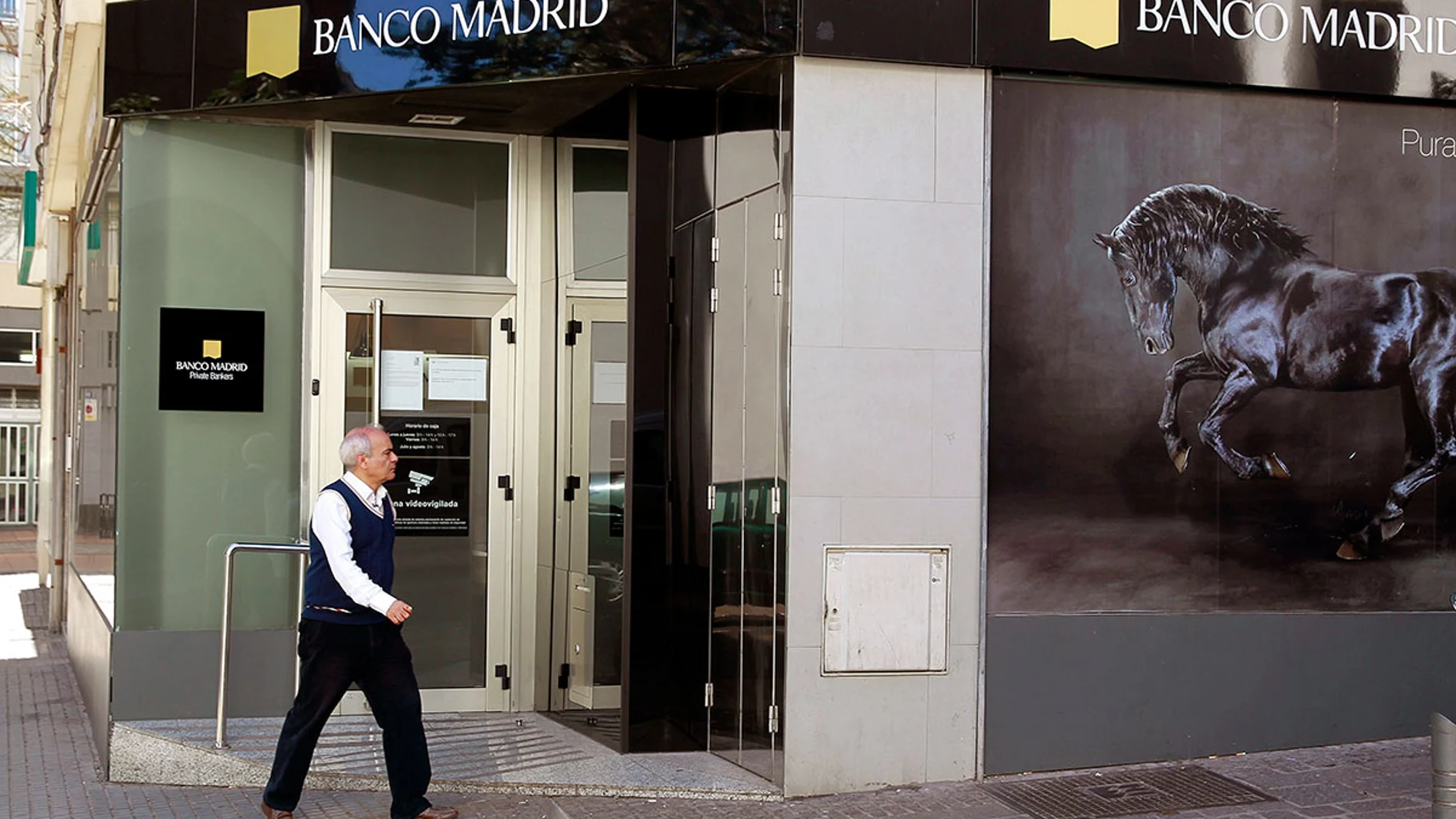 Sucursal del Banco de Madrid Sucursal del Banco de Madrid