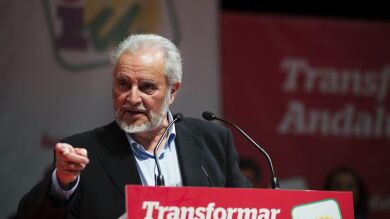 Anguita anima a IU a 