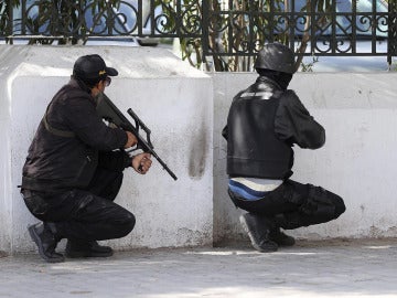 Miembros de las fuerzas de Seguridad tunecinas