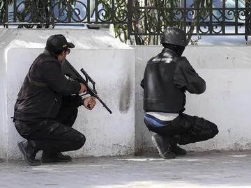 Miembros de las fuerzas de Seguridad tunecinas Miembros de las fuerzas de Seguridad tunecinas