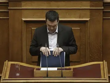 Alexis Tsipras pronuncia su discurso ante el Parlamento de Atenas Alexis Tsipras pronuncia su discurso ante el Parlamento de Atenas