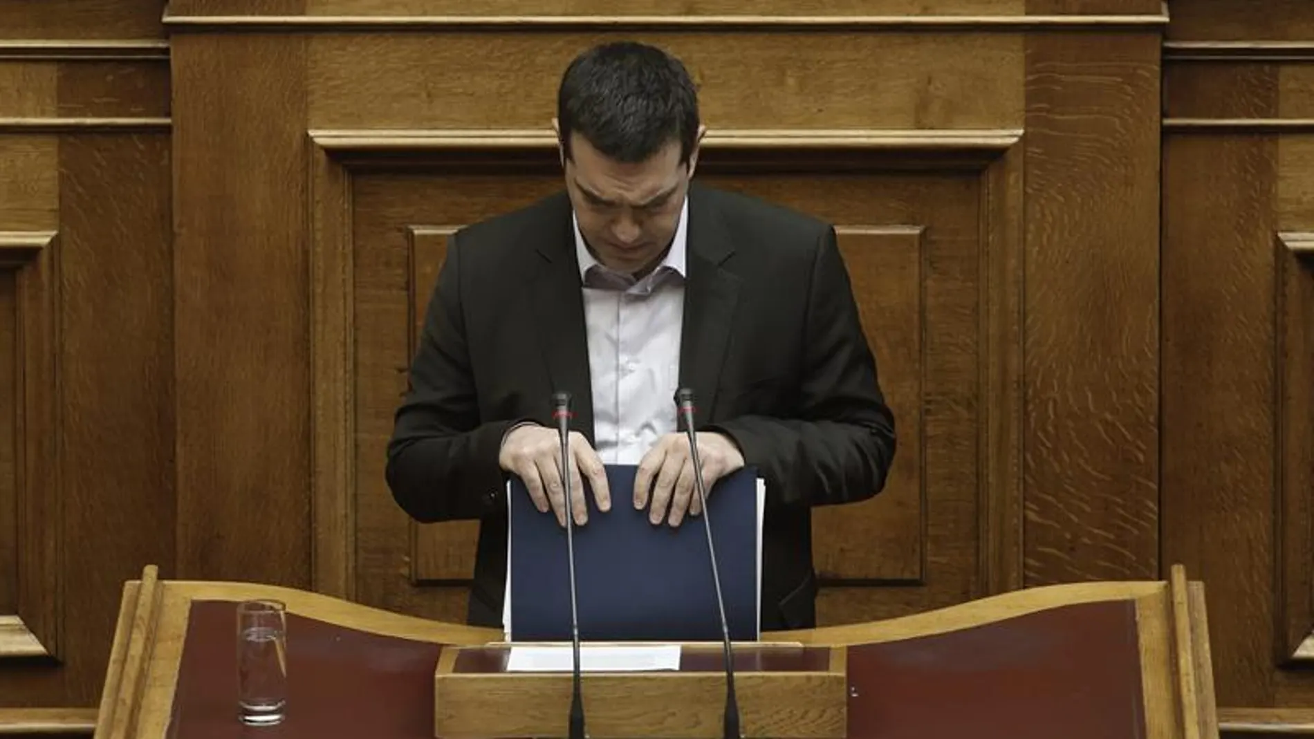 Alexis Tsipras pronuncia su discurso ante el Parlamento de Atenas Alexis Tsipras pronuncia su discurso ante el Parlamento de Atenas