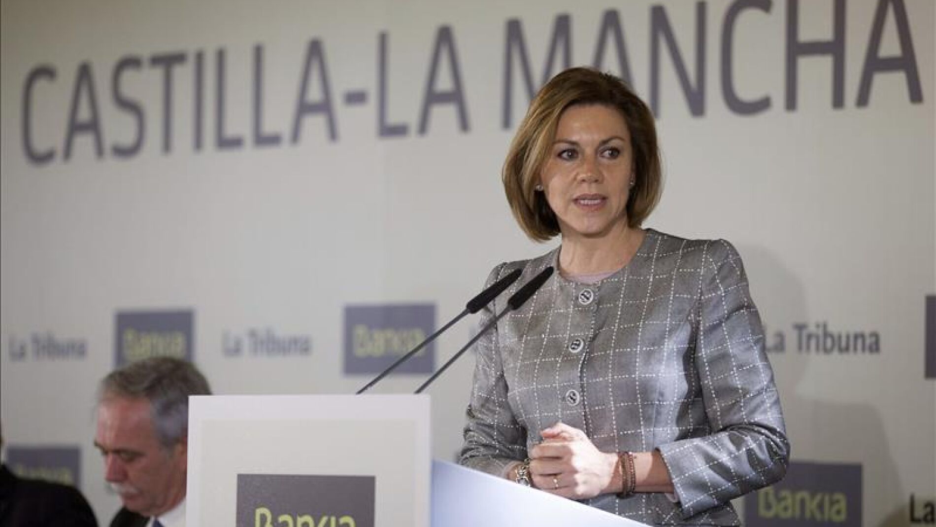 Mar&iacute;a Dolores de Cospedal, durante su intervenci&oacute;n en un desayuno informativo