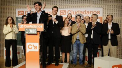 Ciudadanos irrumpe y tiene la llave del pacto del PSOE pero rechaza formar Gobierno