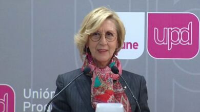 Rosa Díez descarta dimitir o cambiar de rumbo y 