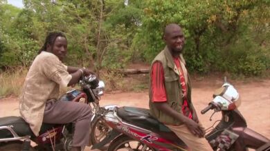 Jorge saca oro de manera ilegal en Mali