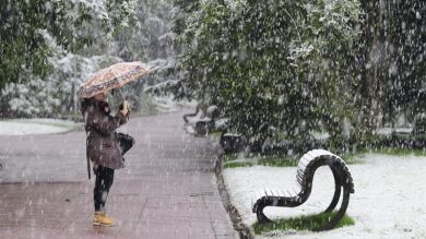 La primavera trae nieve a Vitoria y al norte peninsular