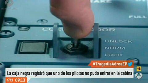 Bot&oacute;n para permitir o bloquear la apertura de la puerta de cabina de un avi&oacute;n