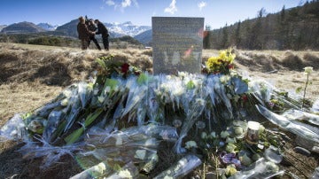 En recuerdo a las víctimas de Germanwings (27-03-2015)