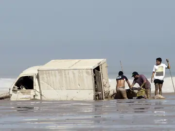 El temporal que arrasa el norte de Chile afecta ya a casi 11.000 personas El temporal que arrasa el norte de Chile afecta ya a casi 11.000 personas