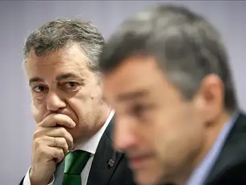 Íñigo Urkullu y Jonan Fernández. Íñigo Urkullu y Jonan Fernández.