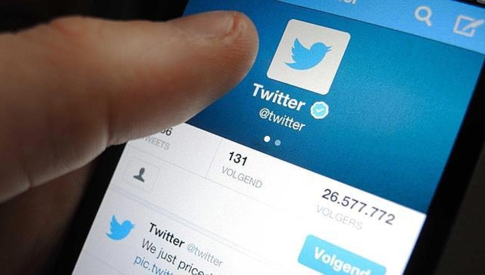 Móvil usando Twitter