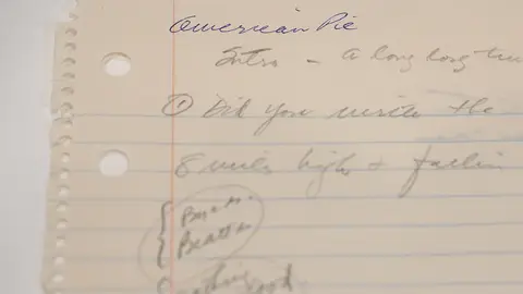 Manuscrito original de la canción 'American Pie' Manuscrito original de la canción 'American Pie'