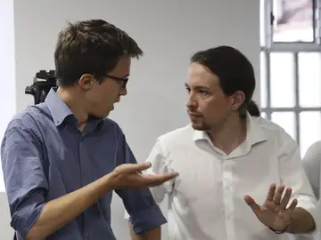 Pablo Iglesias e Íñigo Errejón ante los medios Pablo Iglesias e Íñigo Errejón ante los medios