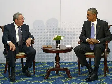 Obama y Raúl Castro Obama y Raúl Castro