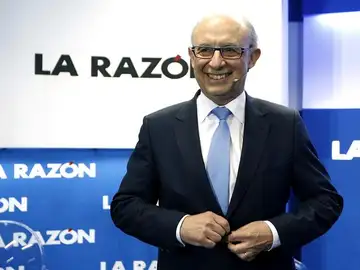 Cristóbal Montoro, en el foro de La Razón Cristóbal Montoro, en el foro de La Razón