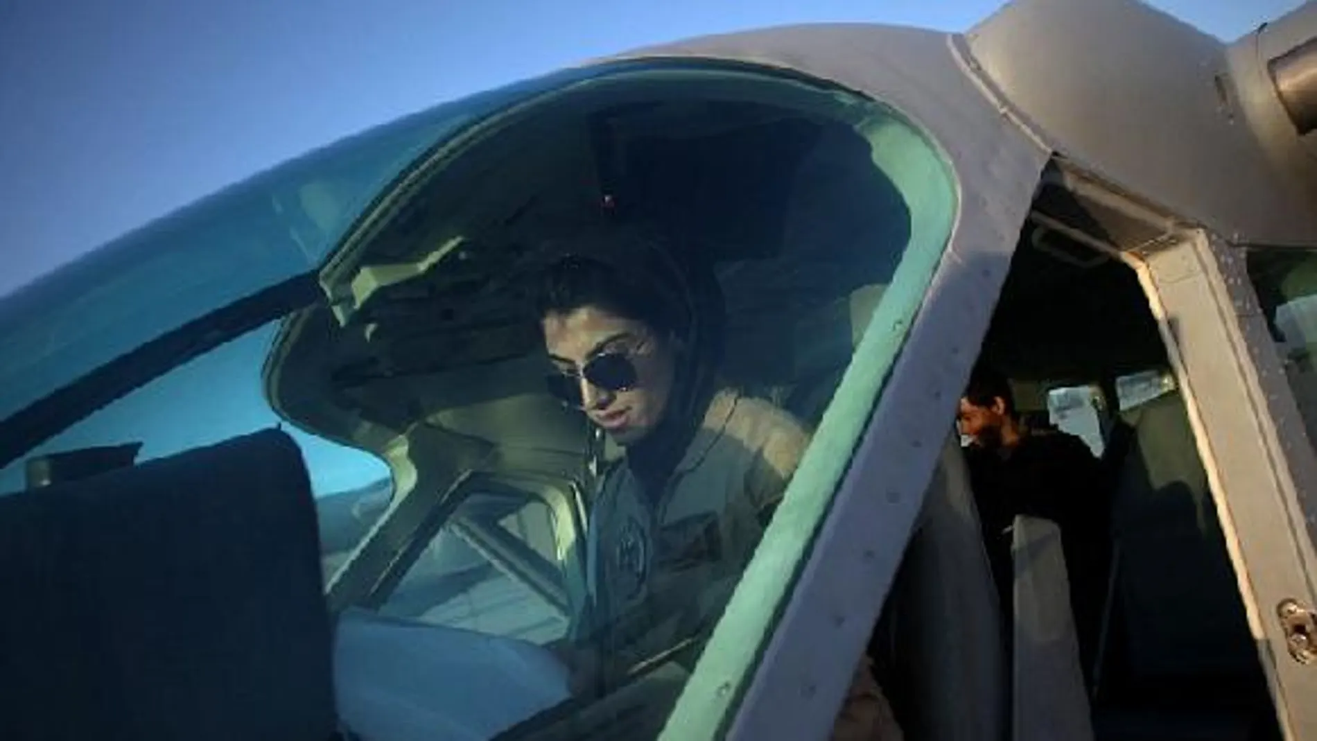 Niloofar Rahmali Niloofar Rahmali