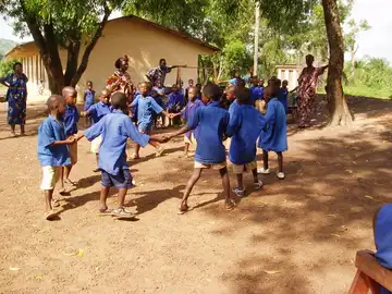 Los niños de Sierra Leona vuelven a las aulas después de ocho meses de parón por el ébola Los niños de Sierra Leona vuelven a las aulas después de ocho meses de parón por el ébola
