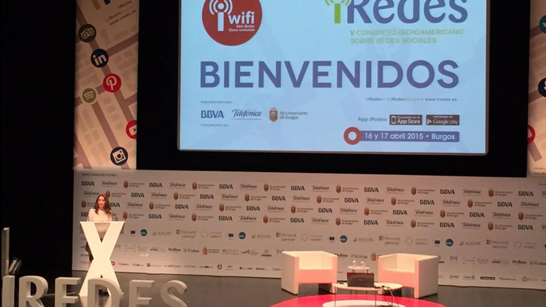 América Valenzuela abrió iRedes América Valenzuela abrió iRedes