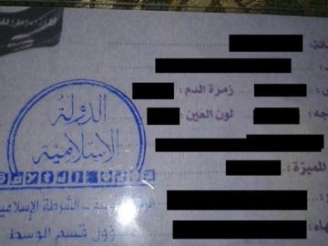 Estado Islámico comienza a distribuir sus propios documentos de identidad en Siria