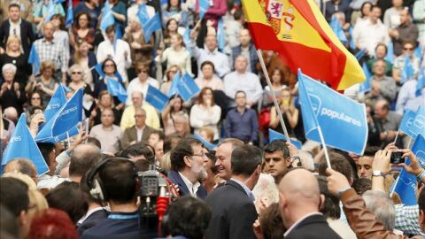 Rajoy defiende la "gran naci&oacute;n" que es Espa&ntilde;a frente a quienes solo ven lo malo