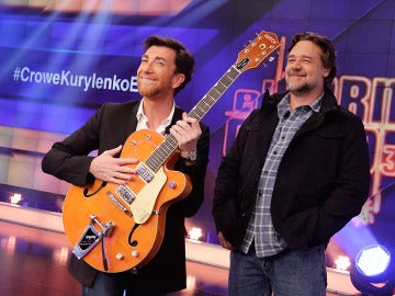 Russell Crowe y Pablo Motos en El Hormiguero 3.0