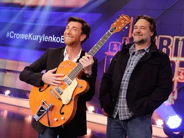 Russell Crowe y Pablo Motos en El Hormiguero 3.0 Russell Crowe y Pablo Motos en El Hormiguero 3.0