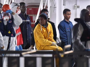 Supervivientes del barco naufragada en el Mediterráneo