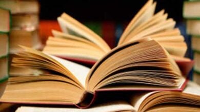El Día del Libro, con la entrega del Cervantes, confluye con Sant Jordi en Cataluña