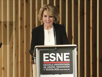 Esperanza Aguirre durante una intervención Esperanza Aguirre durante una intervención