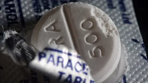 Una pastilla de paracetamol Una pastilla de paracetamol