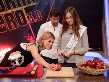 Rosamund Pike en El Hormiguero 3.0